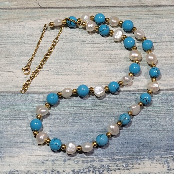 Pearls and Turquoise Necklace. - Picture 7 of 7